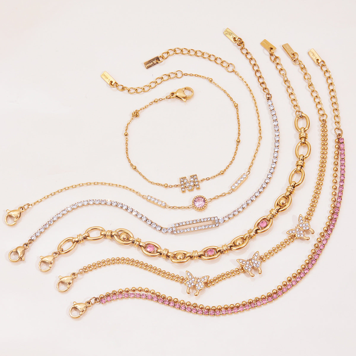 Bracciale da donna placcato in acciaio inossidabile a farfalla geometrica con accenti di strass, gioielli di lusso