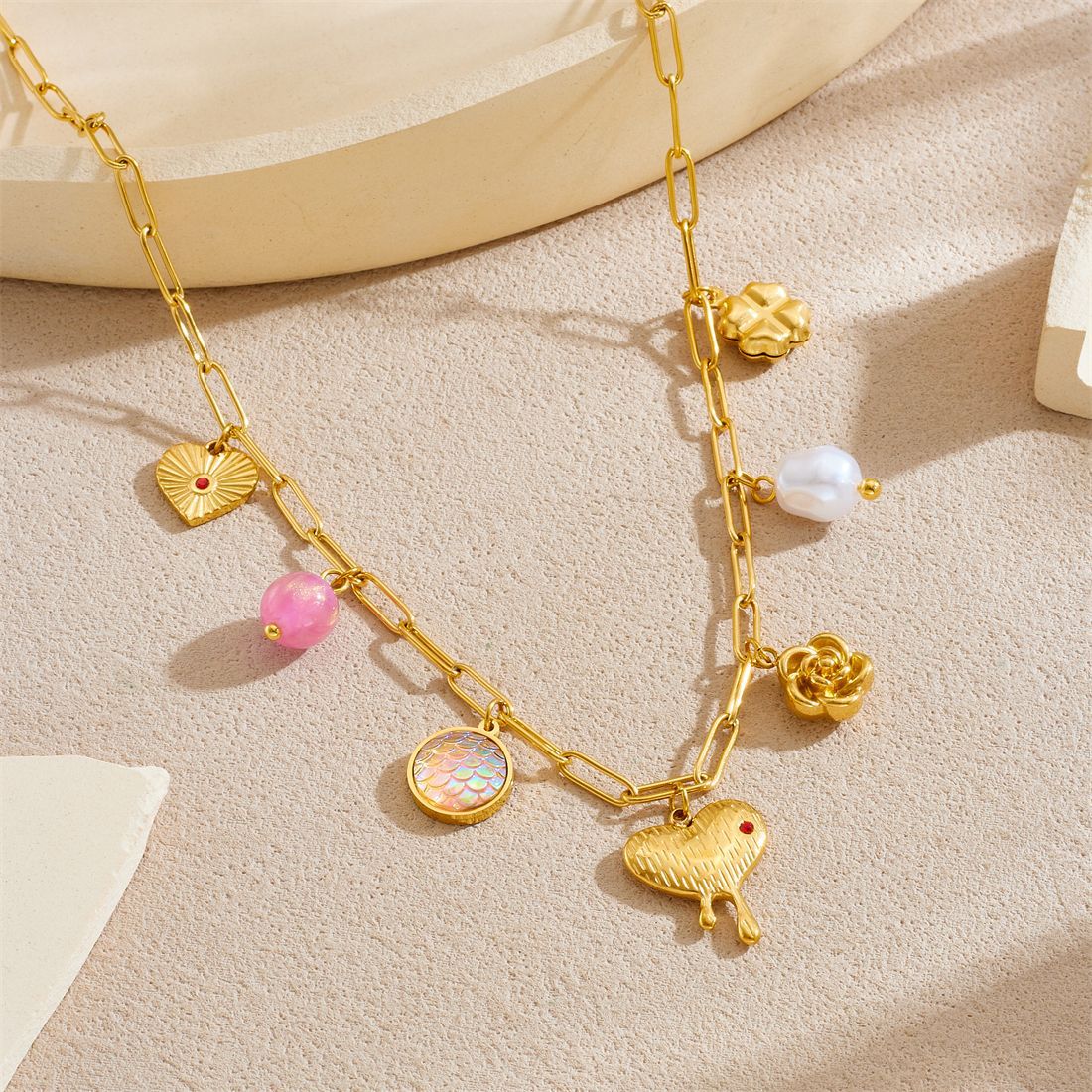 Casual Gold Plated Stainless Steel Heart Floral Rhinestone Pendant Necklace for Women