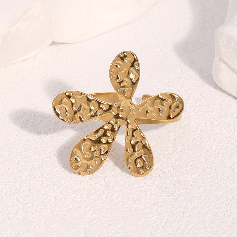 Anello aperto minimalista martellato a fiori, in acciaio inossidabile placcato oro 18 carati, gioielli alla moda da donna