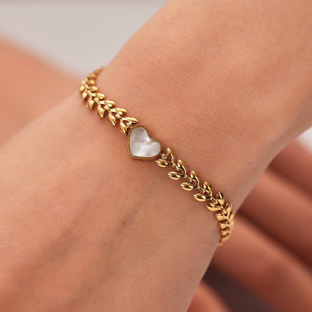 Minimalist Heart-Shaped White Abalone Shell Bracelet in Stainless Steel with 18K Gold Plating for Women