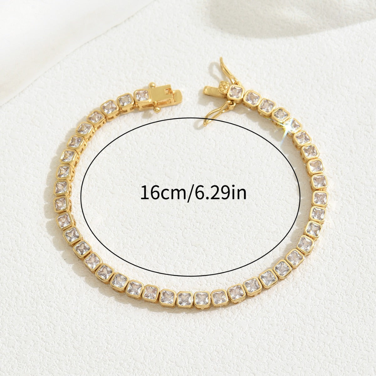 Pulsera Minimalista Dulce Geométrica de Cobre con Incrustaciones de Zirconia para Mujer