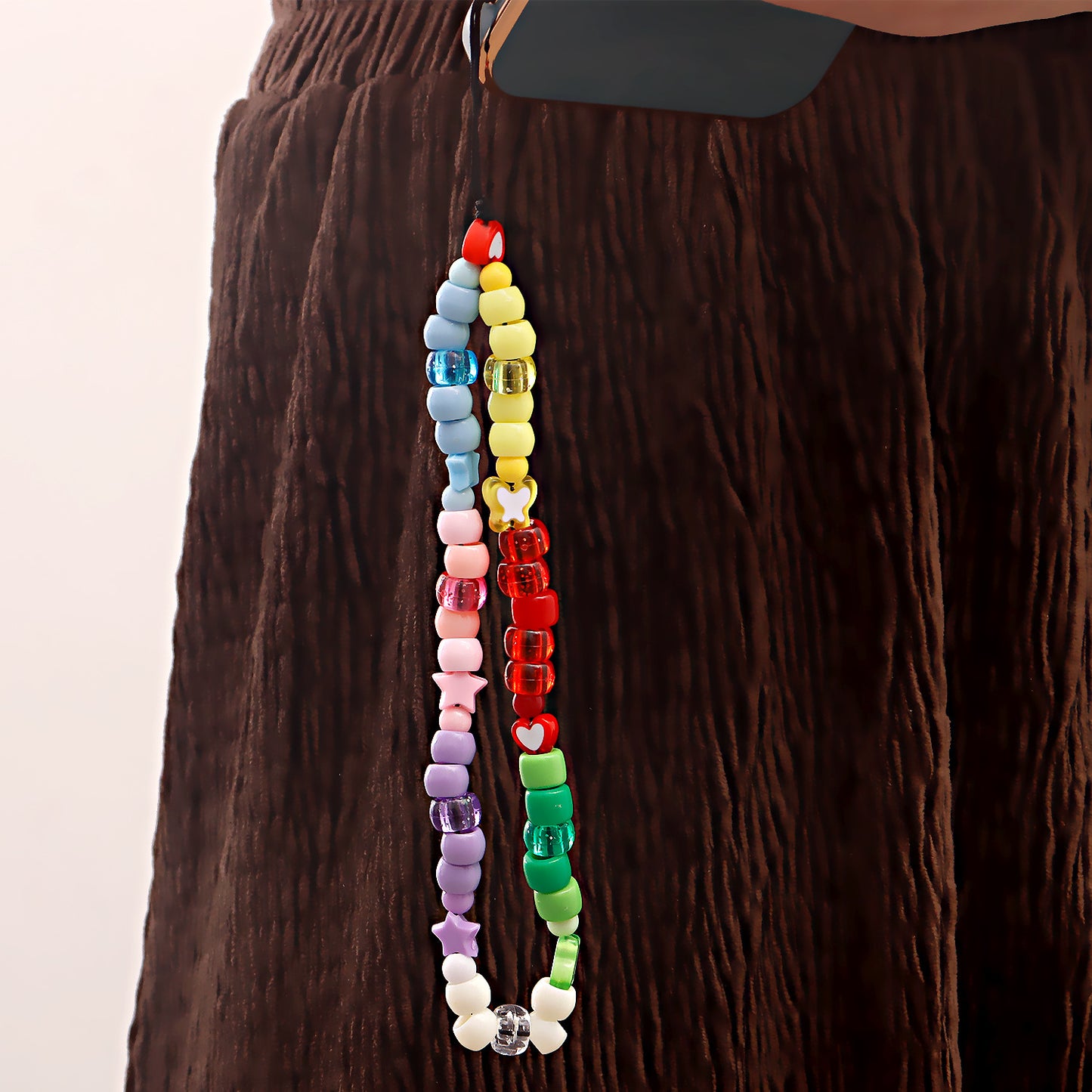 Colorful Gradient Heart Geometric Plated Alloy Beaded Phone Chain for Women