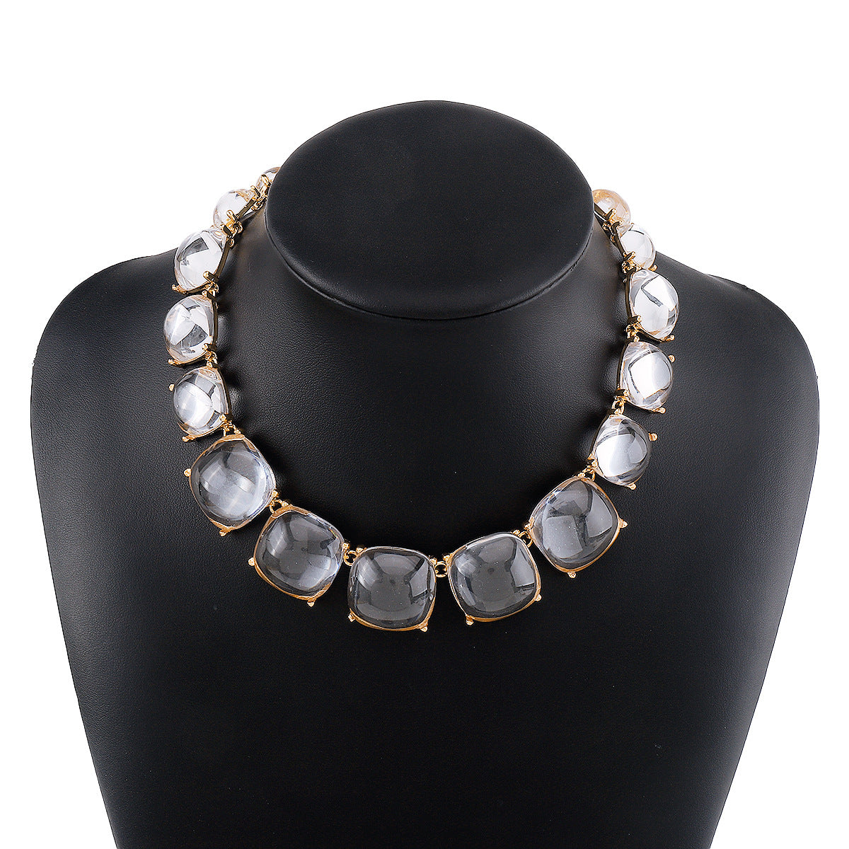 Conjunto de gargantilla geométrica acrílica dulce y atrevida con pendientes a juego para mujer