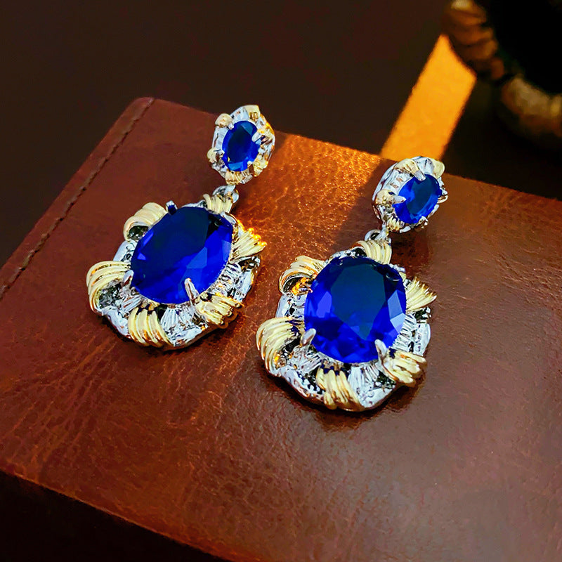 Orecchini a perno ovali da donna in zircone blu geometrico stile vintage con metallo placcato argento e perni in acciaio