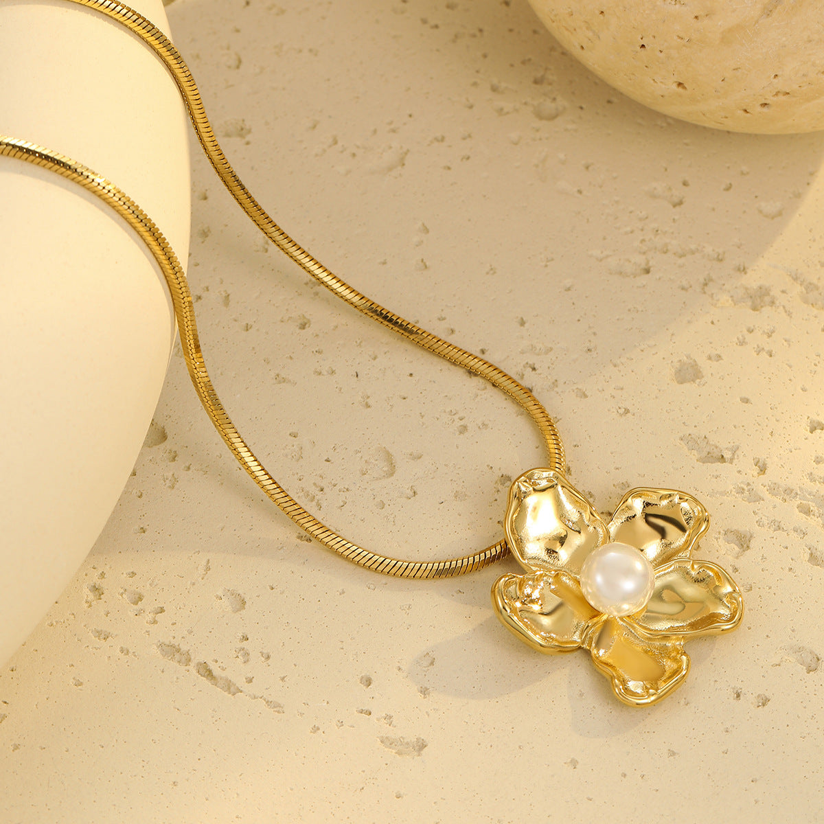 Fashion 18K Gold Plated Stainless Steel Floral Geometric Pendant Necklace Snake Chain for Women