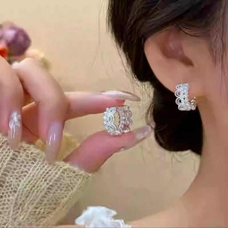 Pendientes de perlas geométricos para mujer con detalles de circonitas, postes de acero galvanizado, estilo retro lujoso y elegante para otoño e invierno