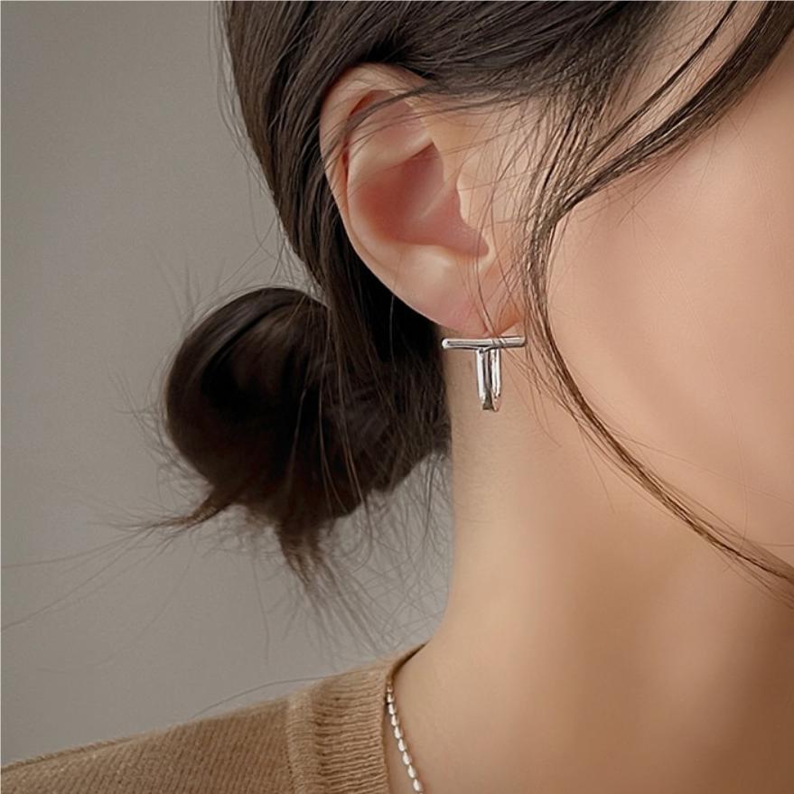 Minimalist Geometric Letter T-Shaped Earrings in 925 Sterling Silver with Gold Plating for Women