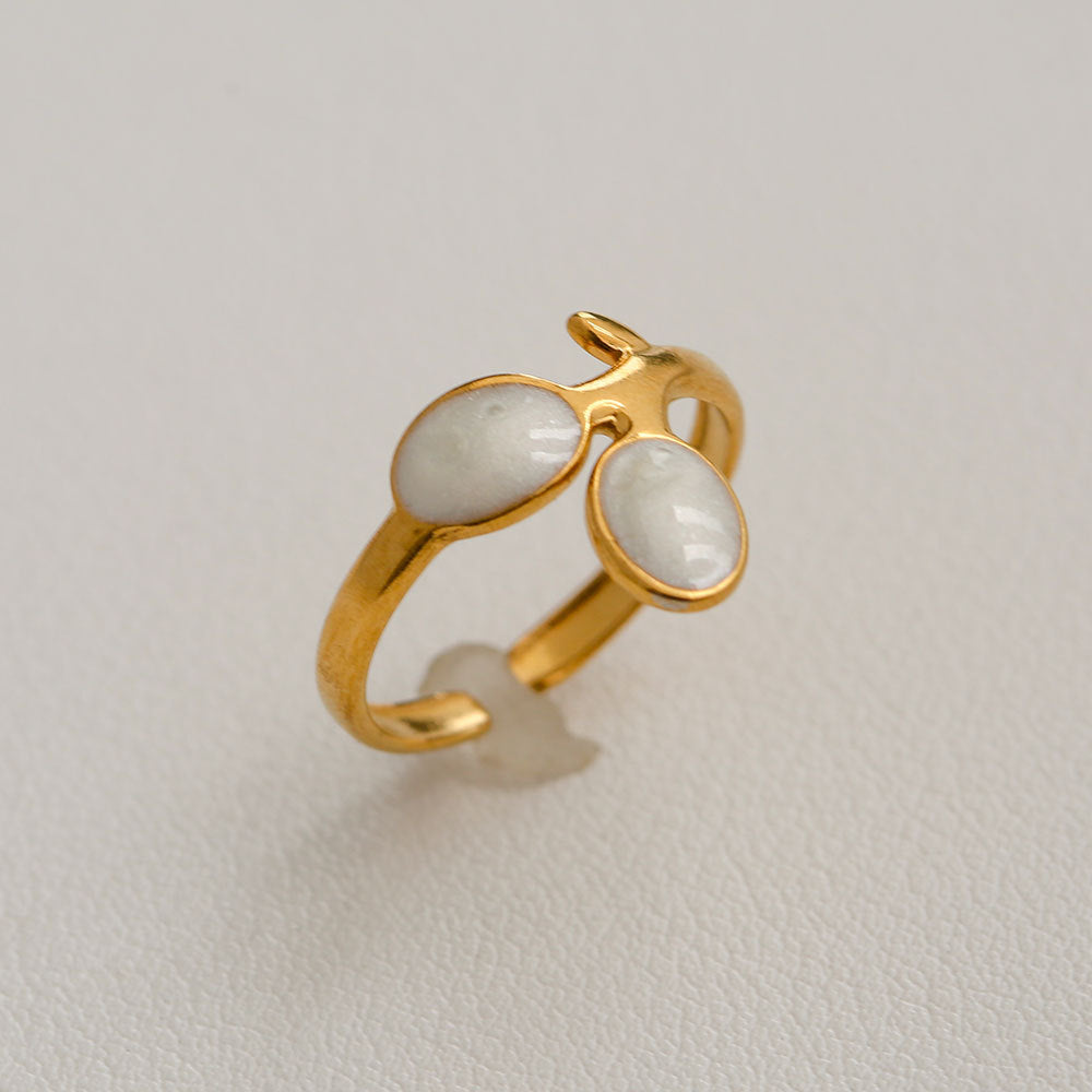 Anillo minimalista de acero de titanio con forma de girasol para mujer, con banda abierta ajustable y acabado chapado en oro
