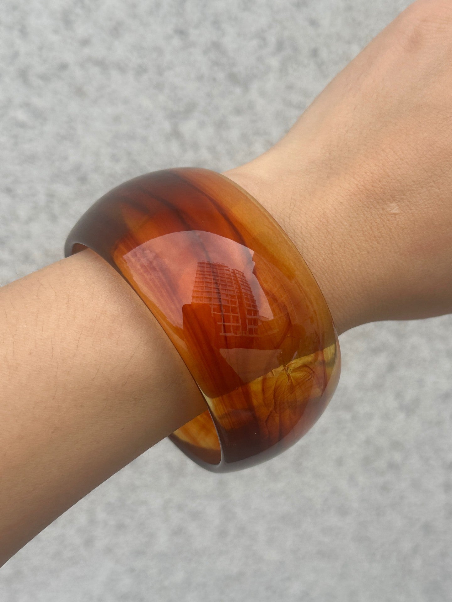 Elegant Gradient Geometric Drip Oil Acrylic Wide Cuff Bracelet