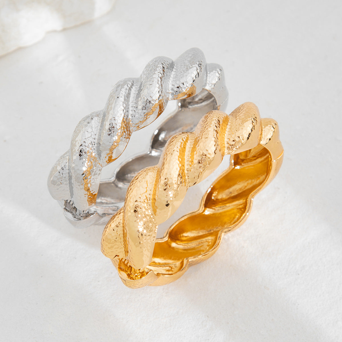 Minimalist Irregular Oval Rope Chain Plated Alloy Cuff Bracelet