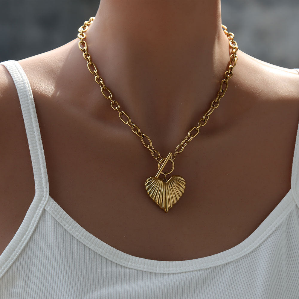 Collana con Pendente Minimalista a Cuore Placcato Oro in Acciaio Inossidabile 304 da Donna