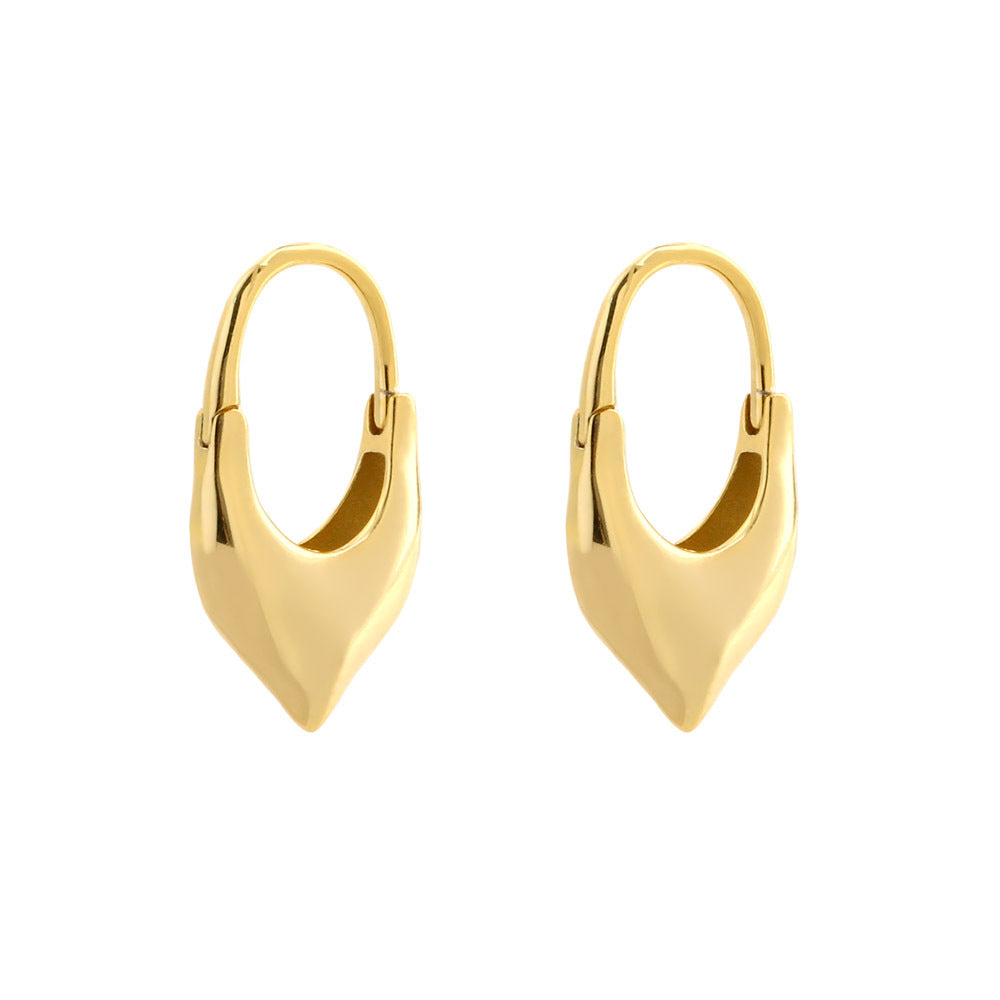 Pendientes de aro de plata de ley S925 con forma de corazón, estilo dulce y atrevido, con acabado chapado para mujer