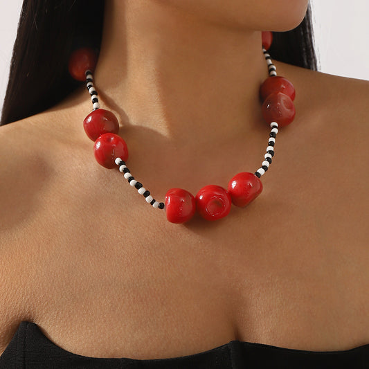 Dulce Collar Minimalista de Resina con Cuentas en Forma de Cereza para Mujer con Cadena de Cuentas Redondas