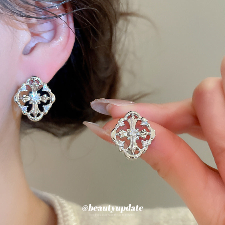 Orecchini a perno a croce a rombo geometrici con intarsi in zircone da donna, gioielli per l'orecchio minimalisti alla moda per tutti i giorni