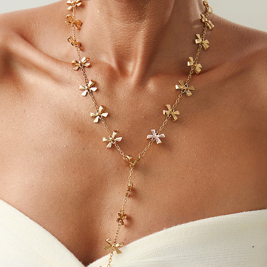 Collar con colgante minimalista con forma de lazo en aleación con diseño en forma de Y y borlas para mujer