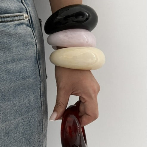 Bracciale Irregolare Astratto Testurizzato con Drip in Olio Acrilico