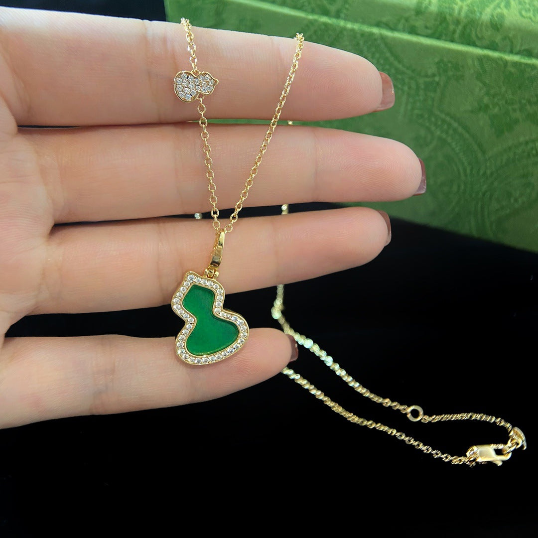 Collana con ciondolo a zucca stile cinese vintage con intarsi in cristallo e agata rossa, placcata in oro 18K su rame