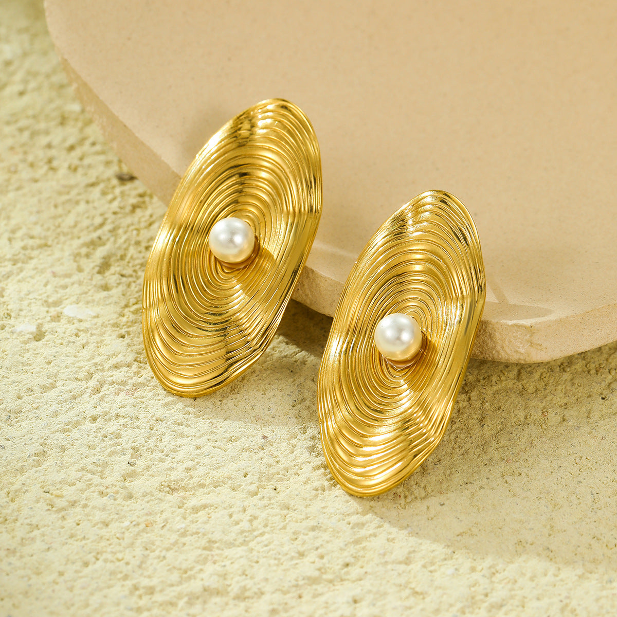 Orecchini da donna in acciaio inossidabile vintage geometrici con dettagli a perla irregolari