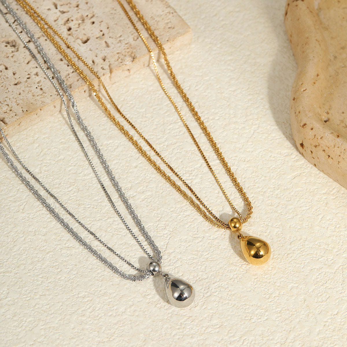 Minimalist Teardrop Pendant Necklace in Stainless Steel with 18K Gold Plating for Women