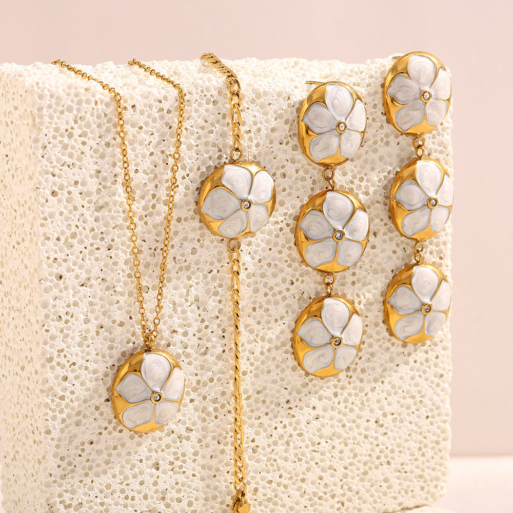 Conjunto de Collar con Colgante Floral de Moda con Cadena de Acero Inoxidable y Chapado en Oro de 18K para Mujer