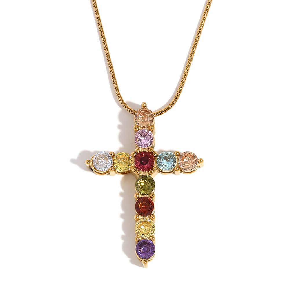 Collana con Ciondolo a Croce Minimalista alla Moda da Donna in Acciaio Inossidabile Placcato Oro 18K e Intarsio di Strass Colorati su Catena Serpentina