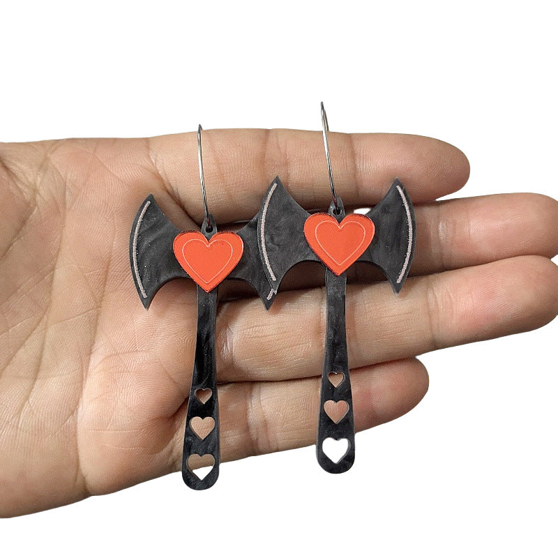 Pendientes de acrílico con forma de corazón y hacha de Halloween, exagerados y con detalles tallados, para usar sin distinción de género