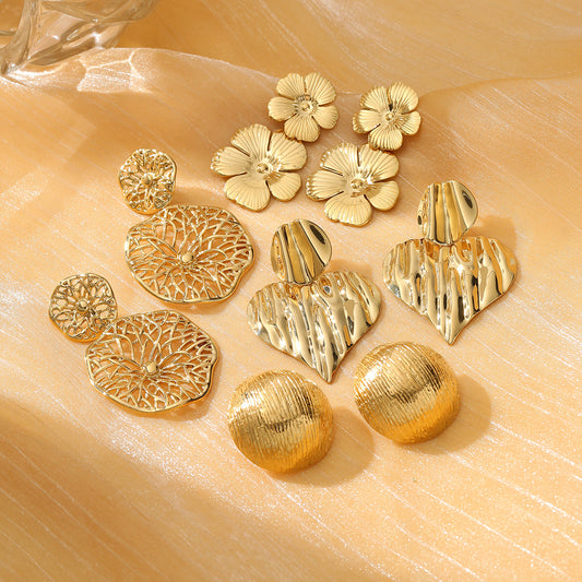 Fashionable Hollow Flower-Shaped Titanium Steel Earrings with 18K Gold Plating for Women