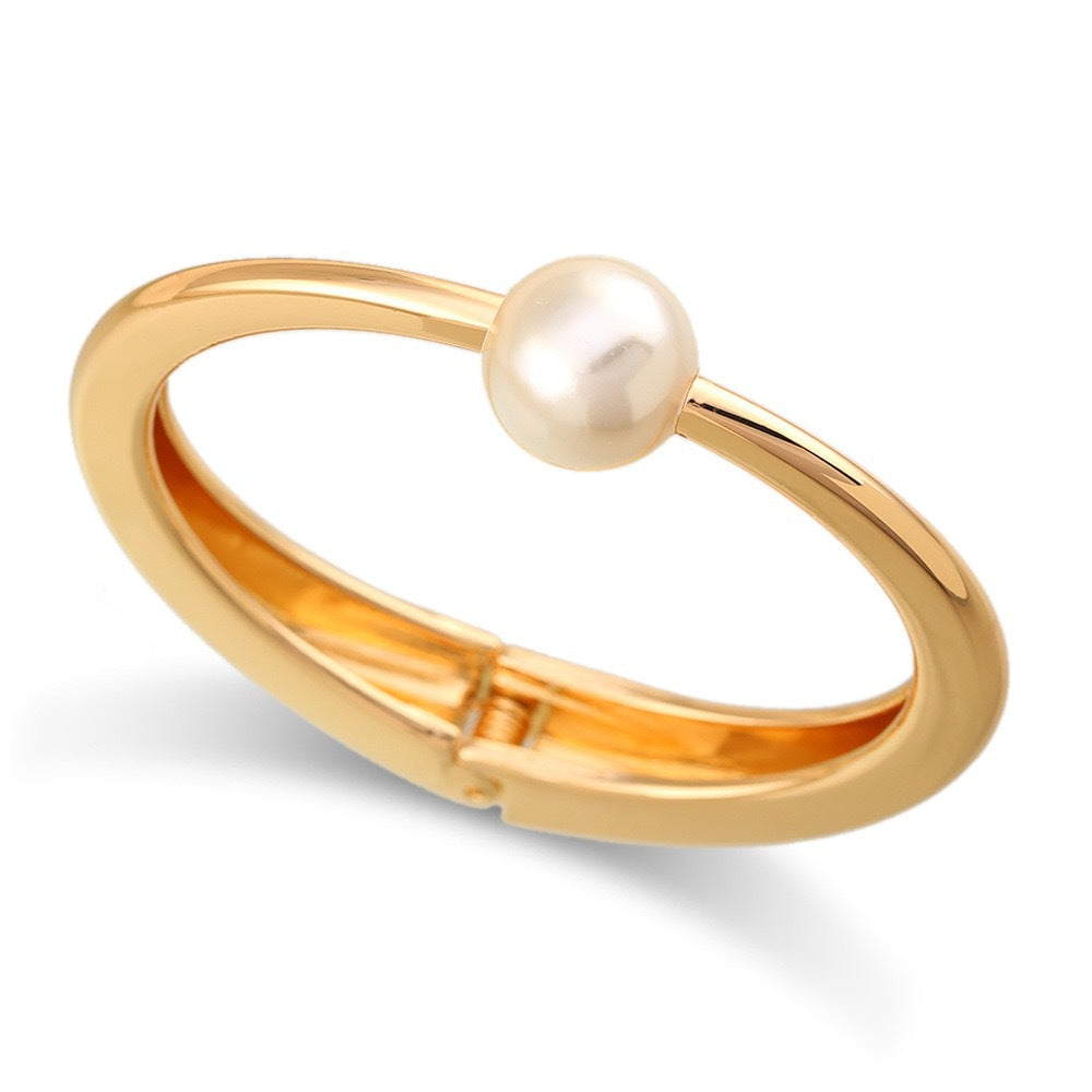 Luxury Gold Plated Alloy Teardrop Geometric Bracelet