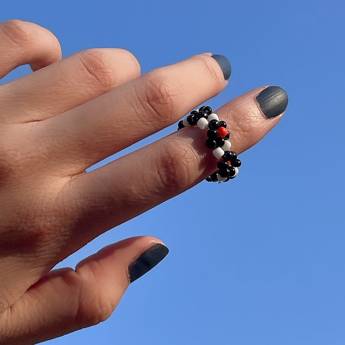 Anillo de plástico geométrico dulce y fresco estilo pastoral tejido a mano con cuentas de semillas