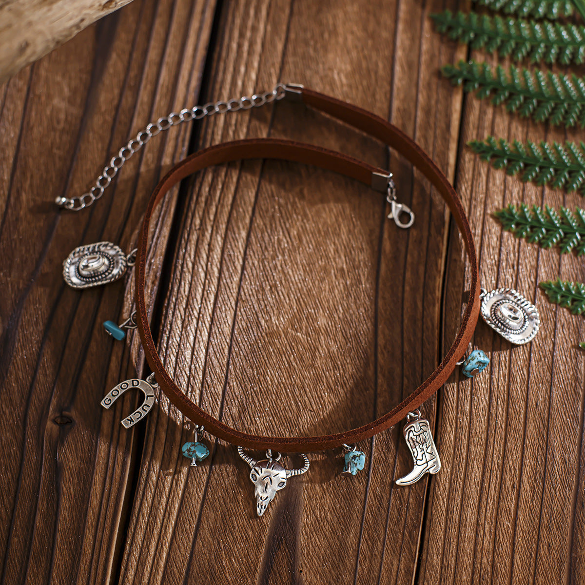 Collana pendente con toro bohémien vintage in lega placcata per donna