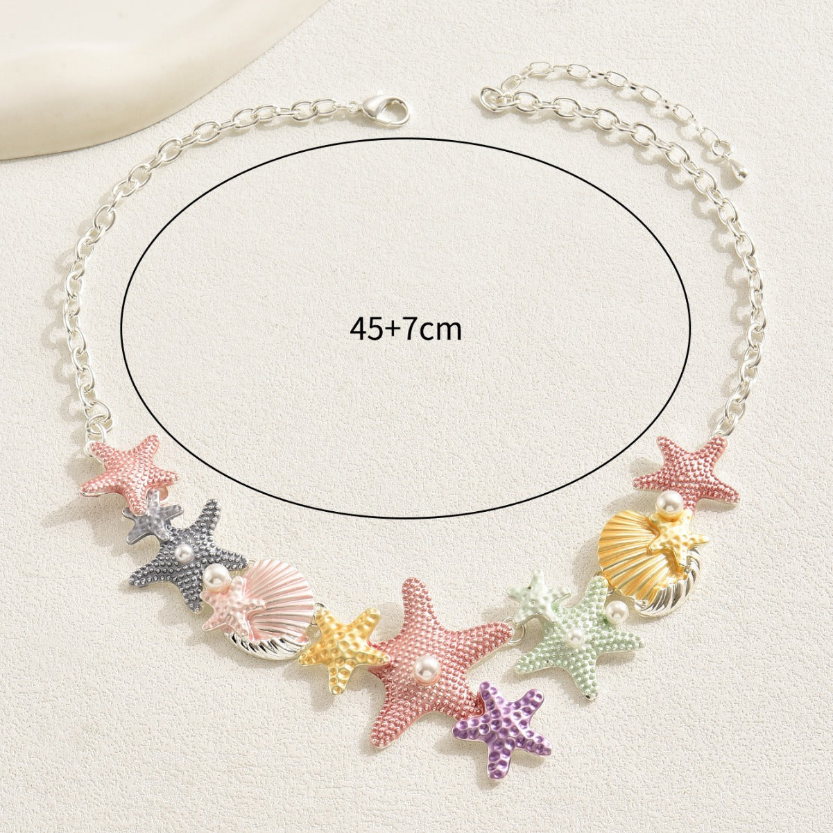 Collar con colgante de estrella y caracola minimalista de moda para mujer con acabado esmaltado en cadena metálica