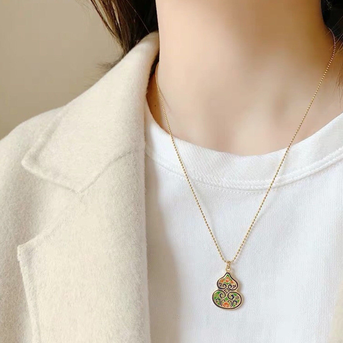 Collana Lunga Unisex in Acciaio al Titanio con Zucca Geometrica Smaltata Colorata Vintage