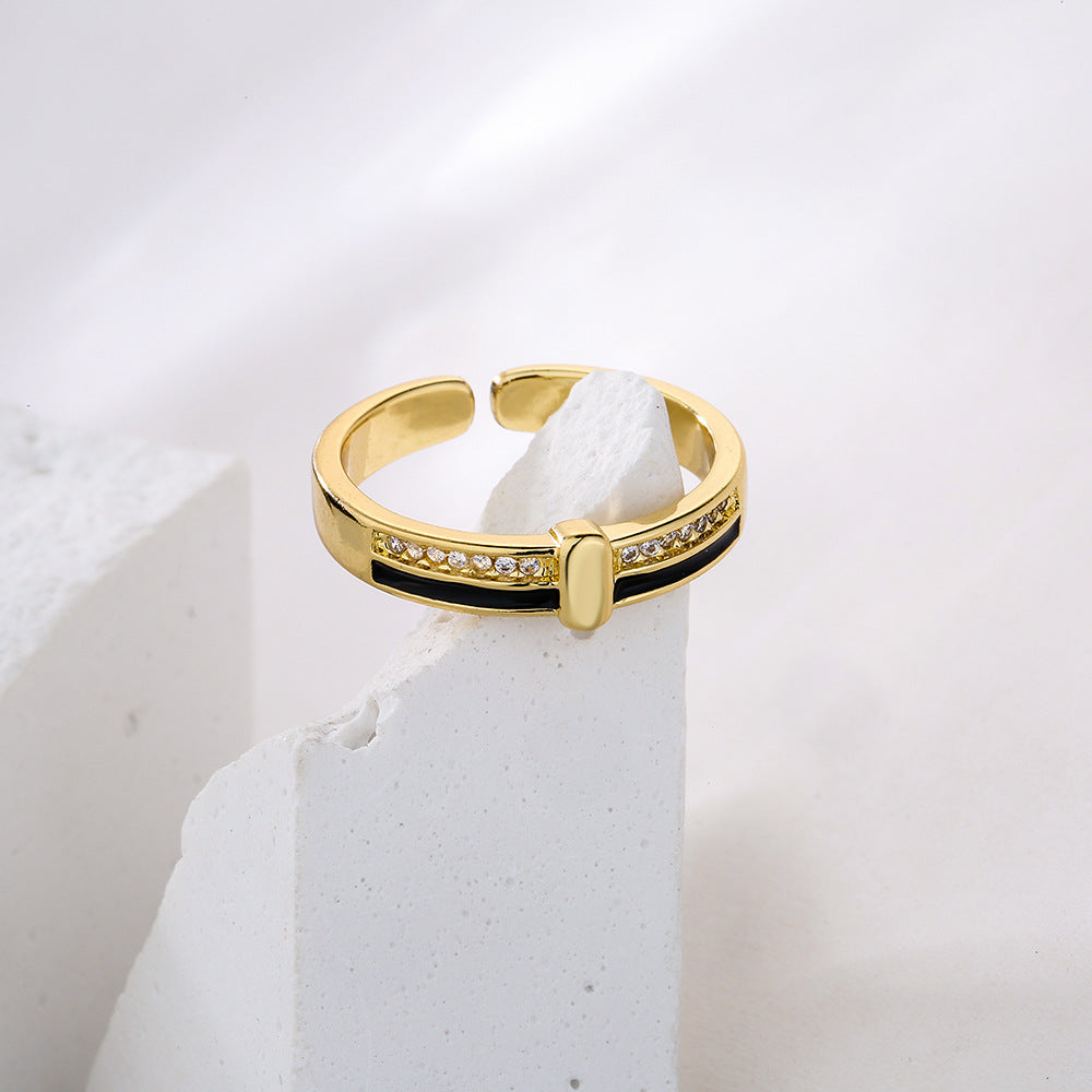 Anello minimalista geometrico in rame con placcatura in oro vero e accenti di zirconi smaltati da donna