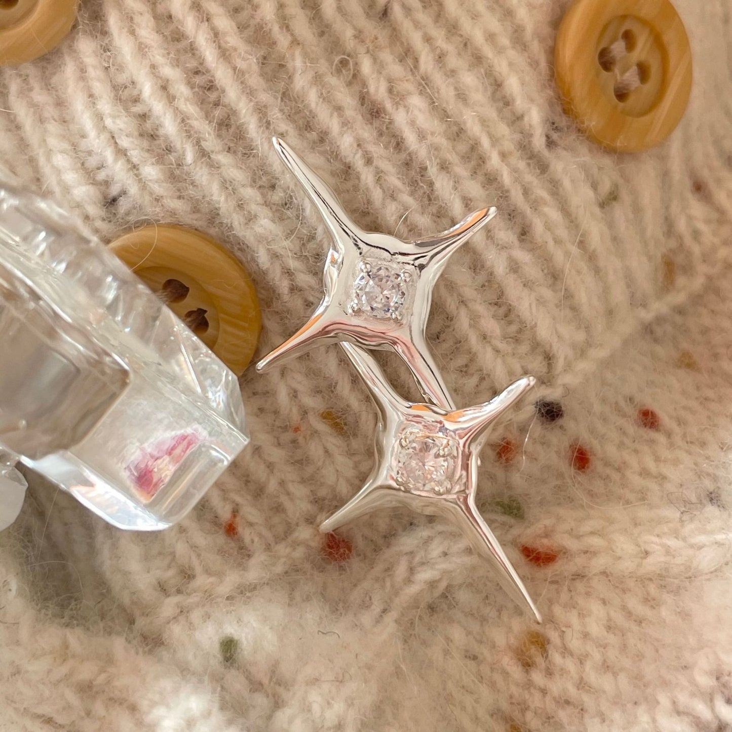 Orecchini pendenti a stella minimalisti in argento sterling 925 da donna con intarsio in perla