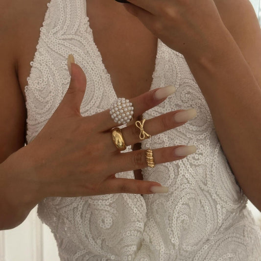 Anello con fiocco in lega minimalista alla moda con strass e perla imitazione