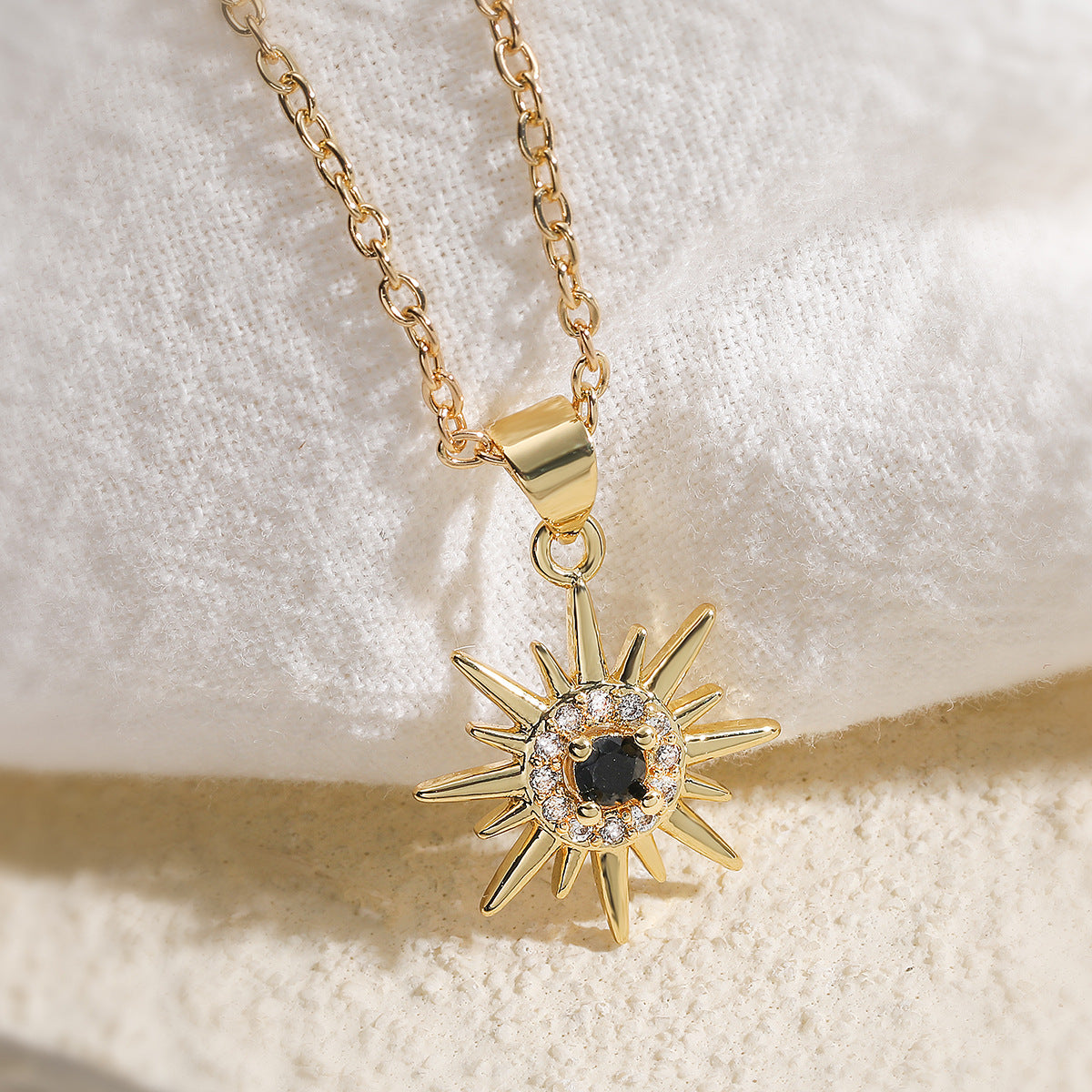 Minimalist 18K Gold Plated Brass Heart Evil Eye Cubic Zirconia Pendant Necklace for Women