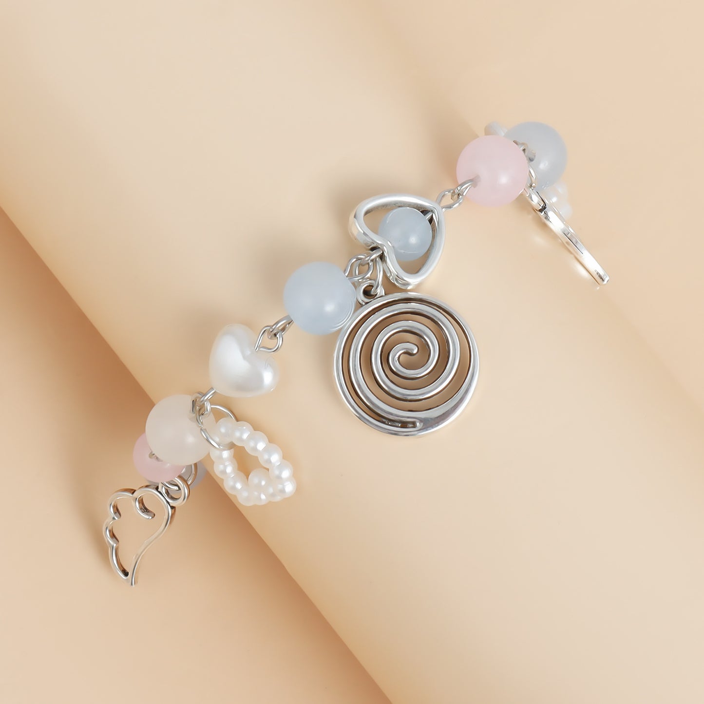 Geometric Beaded Bracelet for Women with Imitation Pearl and Heart Charms Electroplated Metal Bracelet for Anniversary Gift