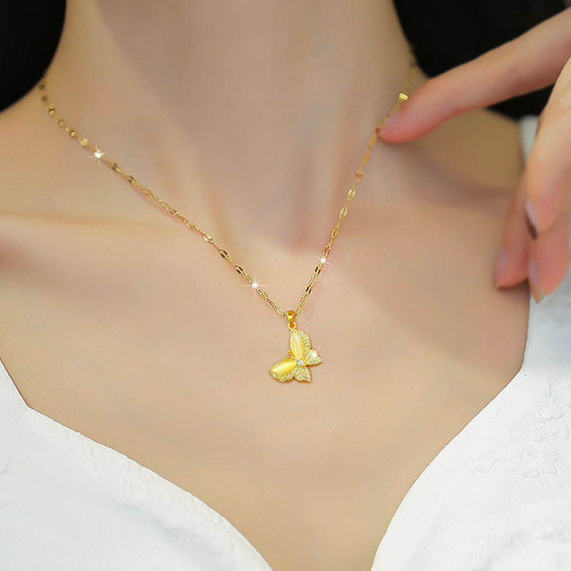 Collana a farfalla in acciaio al titanio da donna con intarsi in strass e catena a O, elegante catena per clavicola