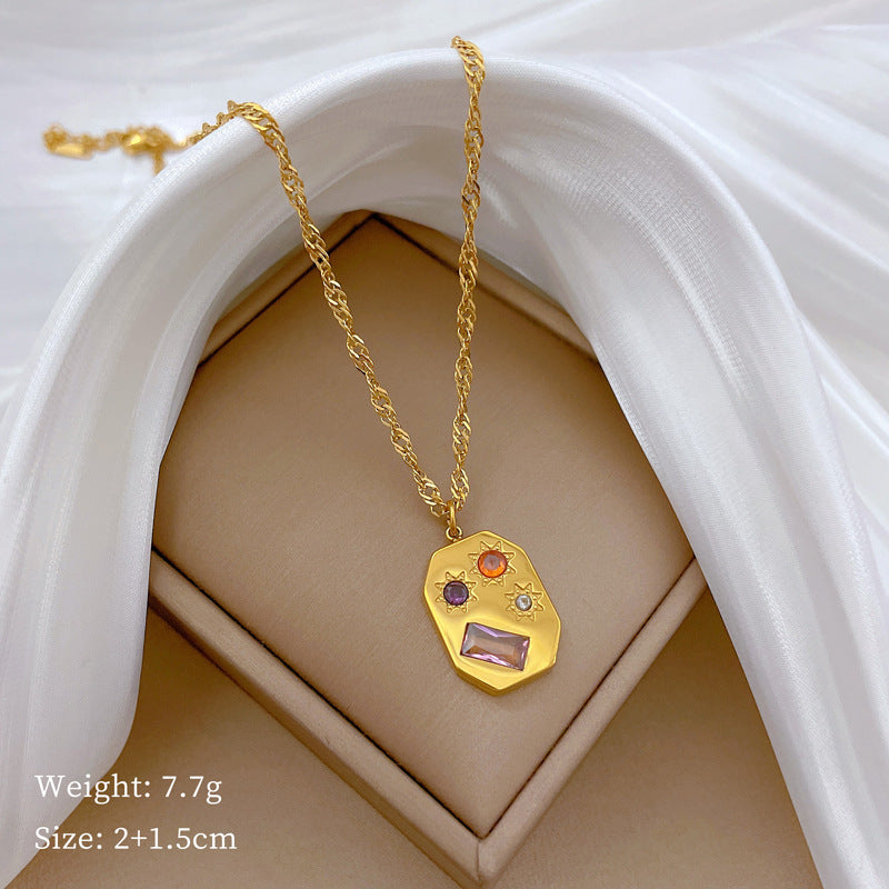 Collana geometrica con ciondolo a stella da donna in acciaio al titanio placcato, stile minimalista e delicato