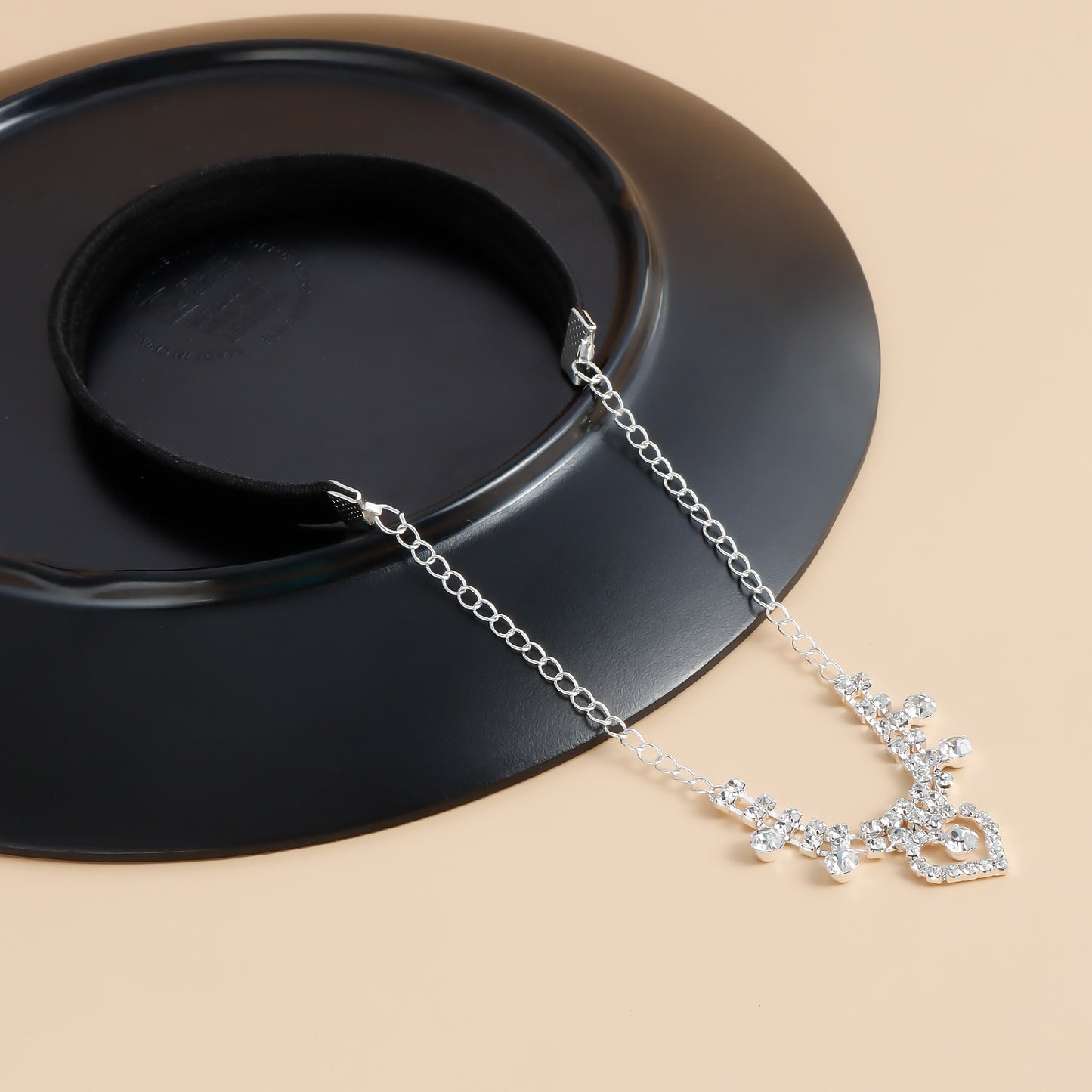 Cadena elástica de moda para piernas con forma de corazón para mujeres con detalles de diamantes de imitación y diseño geométrico
