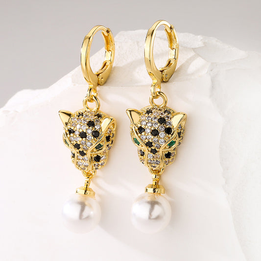 Orecchini da donna alla moda a forma di leopardo, geometrici, in rame con placcatura in oro vero e accenti di zirconi e perle