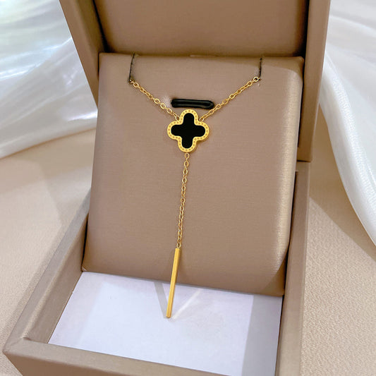 Minimalist Geometric Lucky Clover Titanium Steel Clavicle Necklace