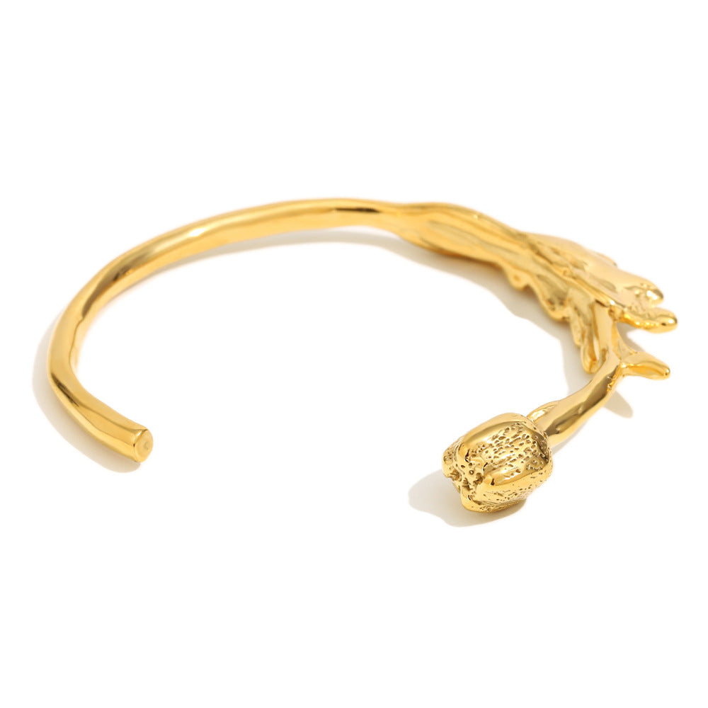 Fashionable Minimalist Flower-Shaped Stainless Steel Plated 18K Gold Bracelet for Women
