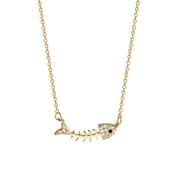 Minimalist Fashionable Fishbone Pendant Necklace for Women in Titanium Steel with Plated Finish and Cross Chain Design