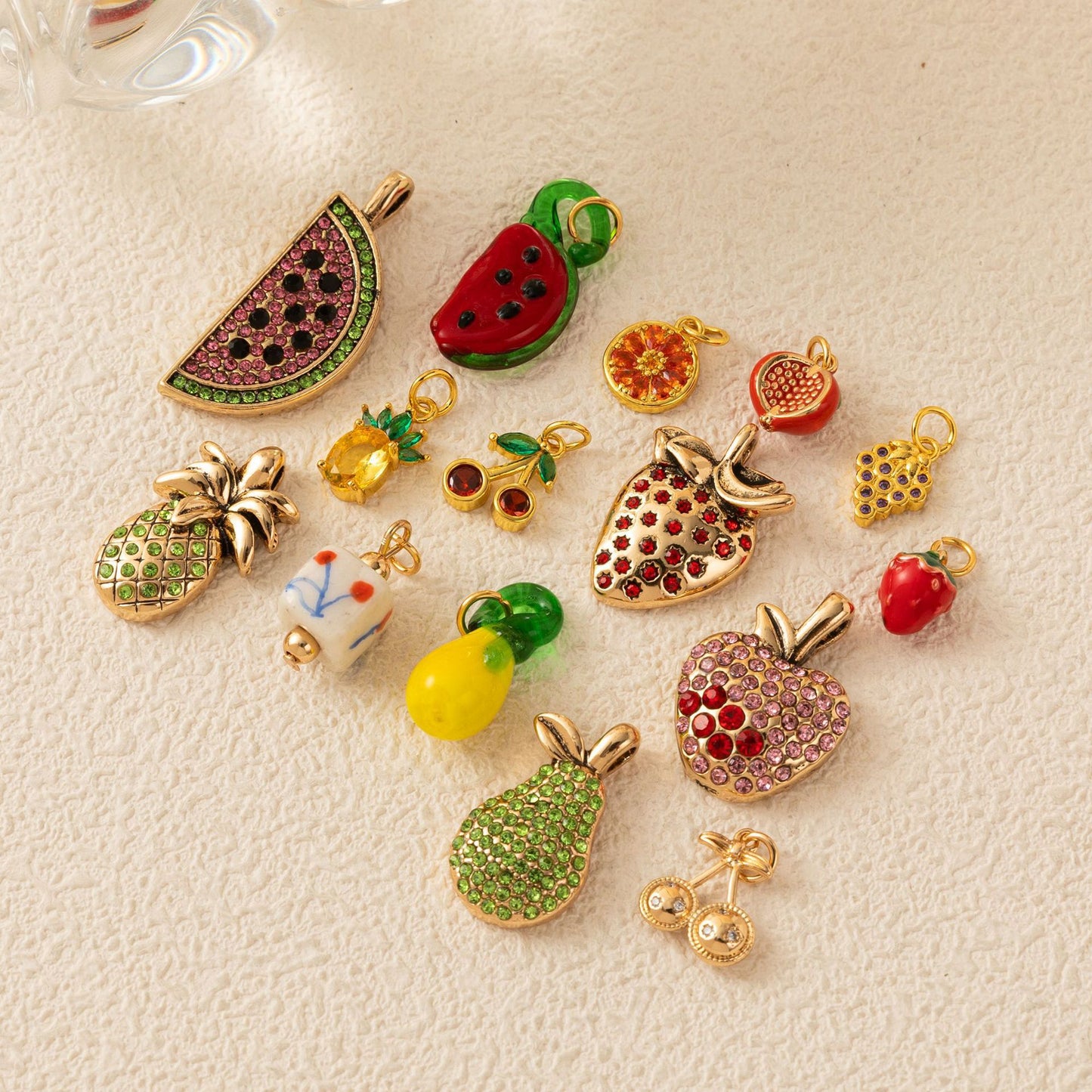 Minimalist Casual Fruit Pattern Plated Brass Pendant Necklace for Unisex