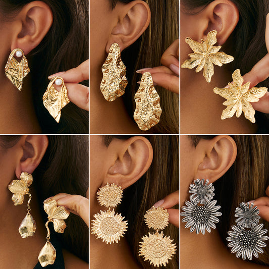 Aretes con colgante de girasol tridimensional estilo vintage para mujer, aleación con acabado galvanizado