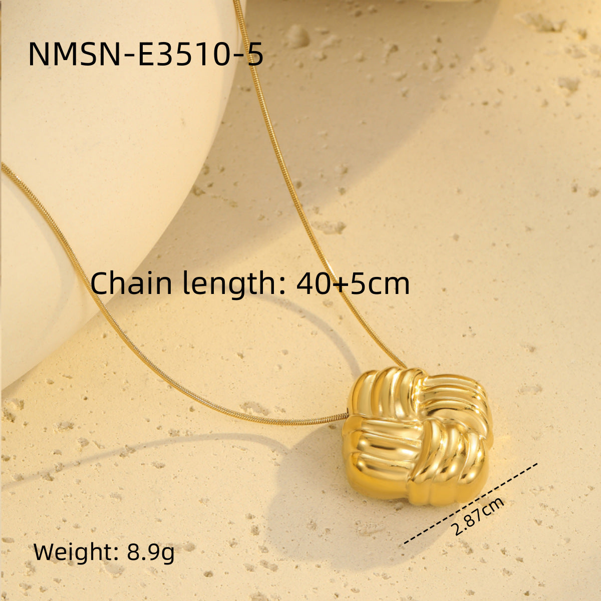 Collana Minimalista da Donna a Catena Snake a Cuore in Acciaio al Titanio con Placcatura in Oro