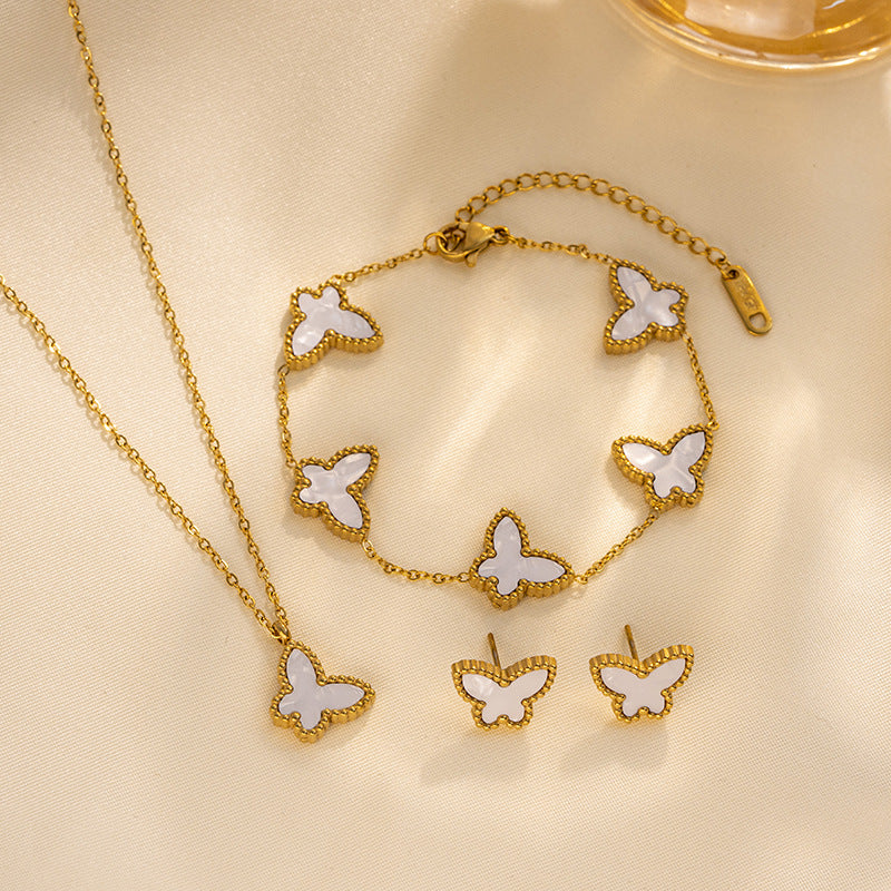 Set di Collane da Donna Minimaliste di Lusso con Cuore e Forme Geometriche in Acciaio al Titanio, Placcate Oro e con Catena a O