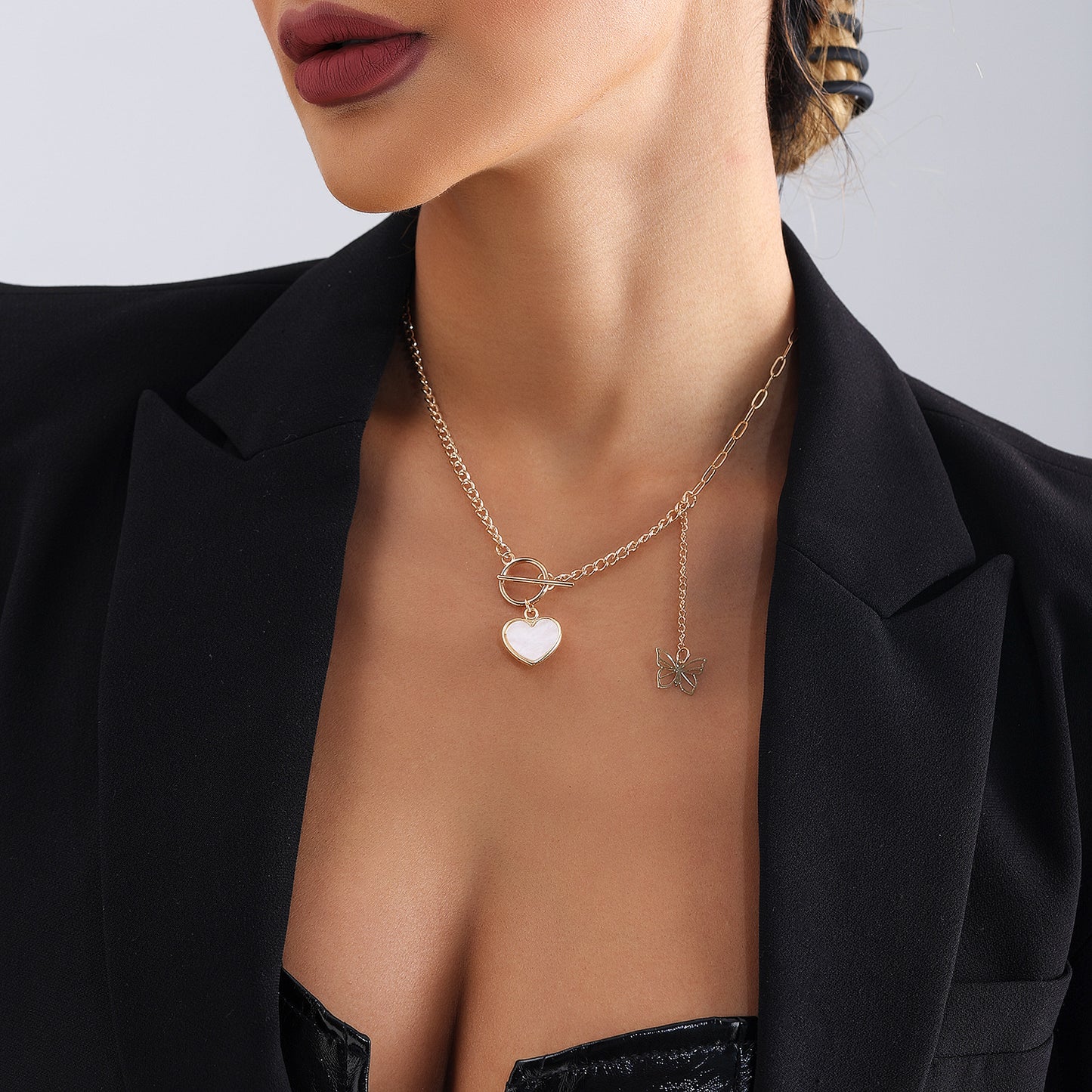 Minimalist Geometric White Mother-of-Pearl Inspired Clavicle Necklace for Women with Heart Pendant and Tassel Detail