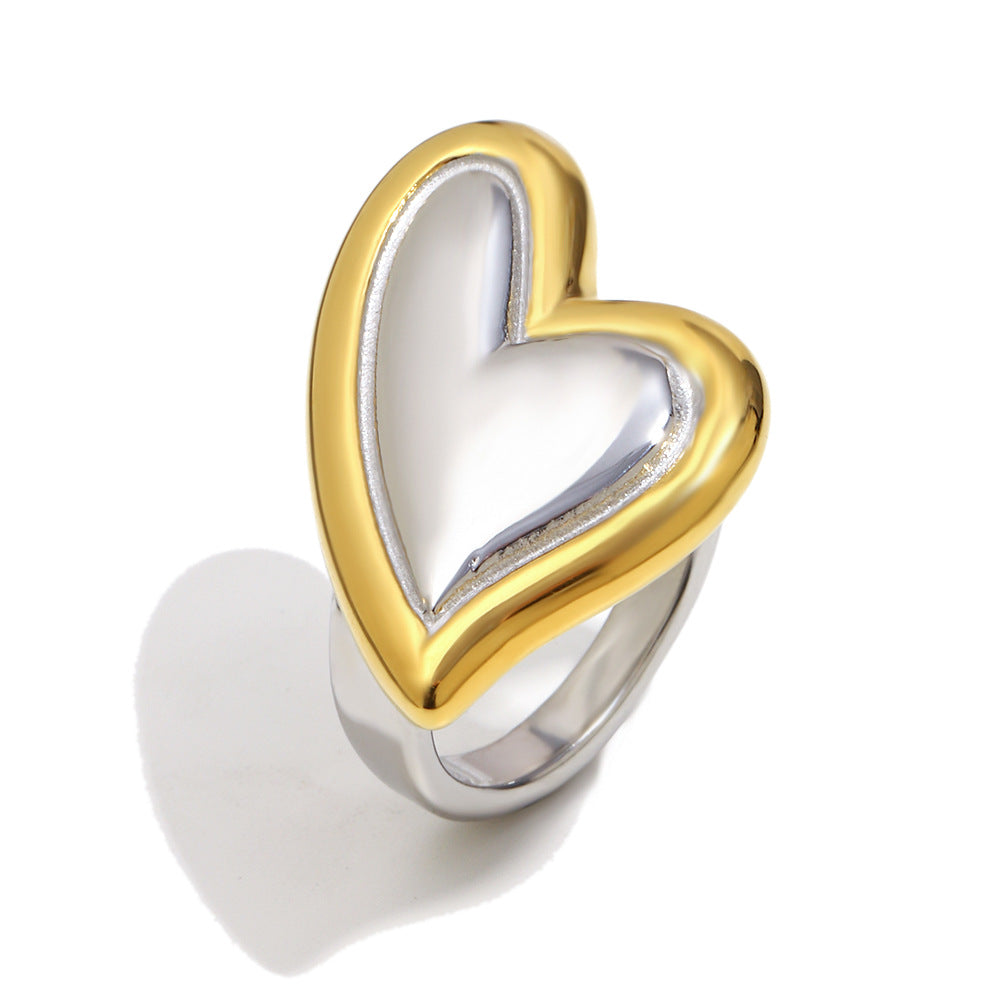 Anello Cuore Inclinato da Donna in Acciaio Inox Placcato Oro 18K Stile Minimalista